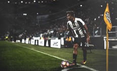 开云体育平台APP-缺席的传说，当欧冠半决赛之夜没有伊布