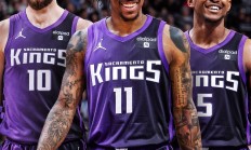 开云体育下载-马刺击败森林狼，德罗赞得到28分