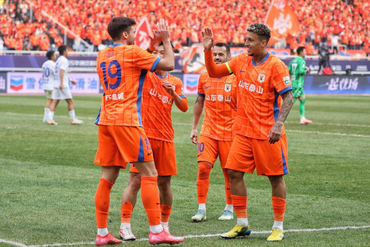 关于大连一方主场迎战鲁能,士气高昂的信息 关于大连一方主场迎战鲁能,士气高昂的信息