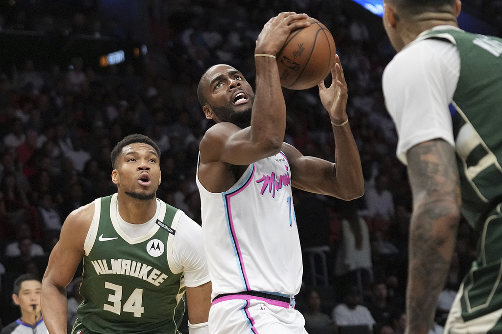 雄鹿近期战绩上升,状态火热 雄鹿近期战绩上升,状态火热