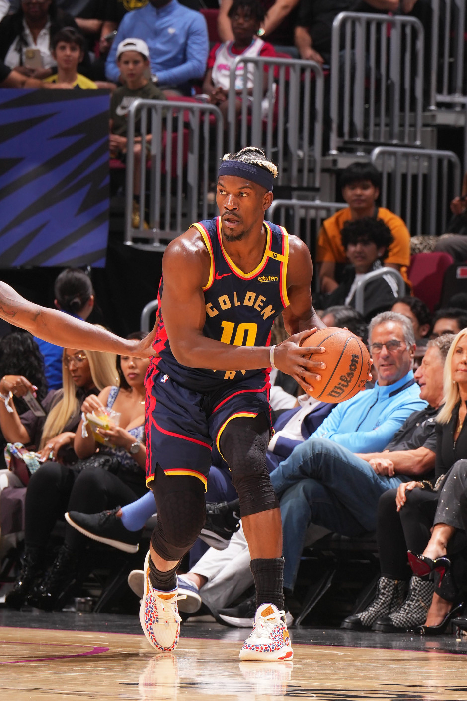 热火客场击败黄蜂,保持领先 热火客场击败黄蜂,保持领先