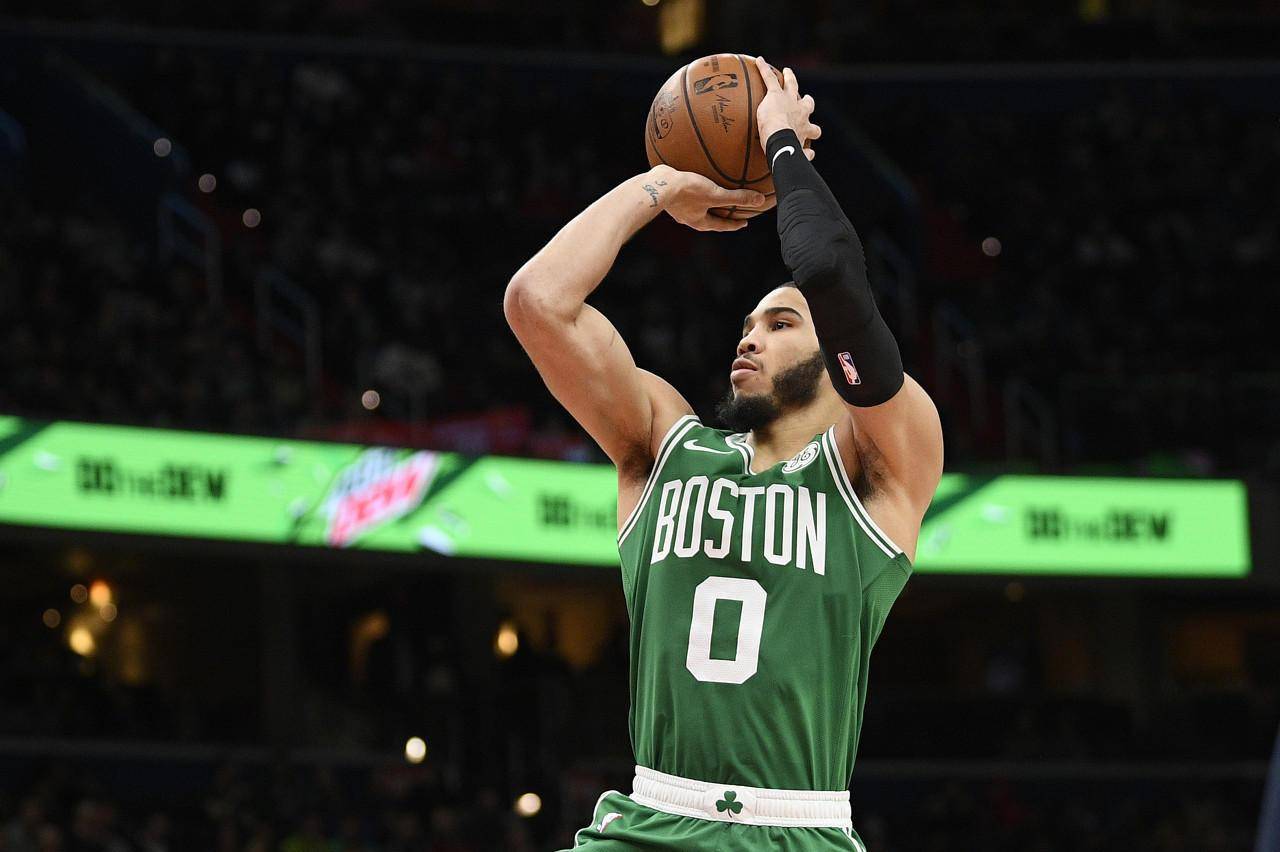 猛龙vs凯尔特人：东部豪门之争，谁将占据上风？的简单介绍