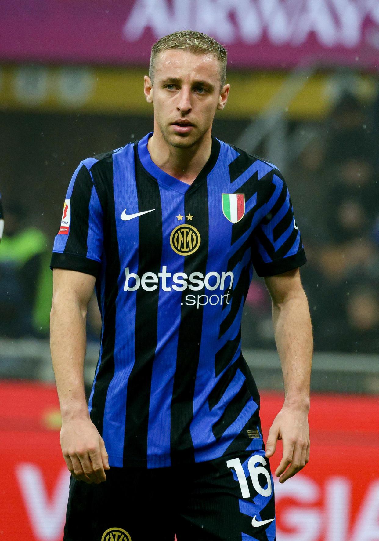 意大利国脚表现出色，率队轻松取胜