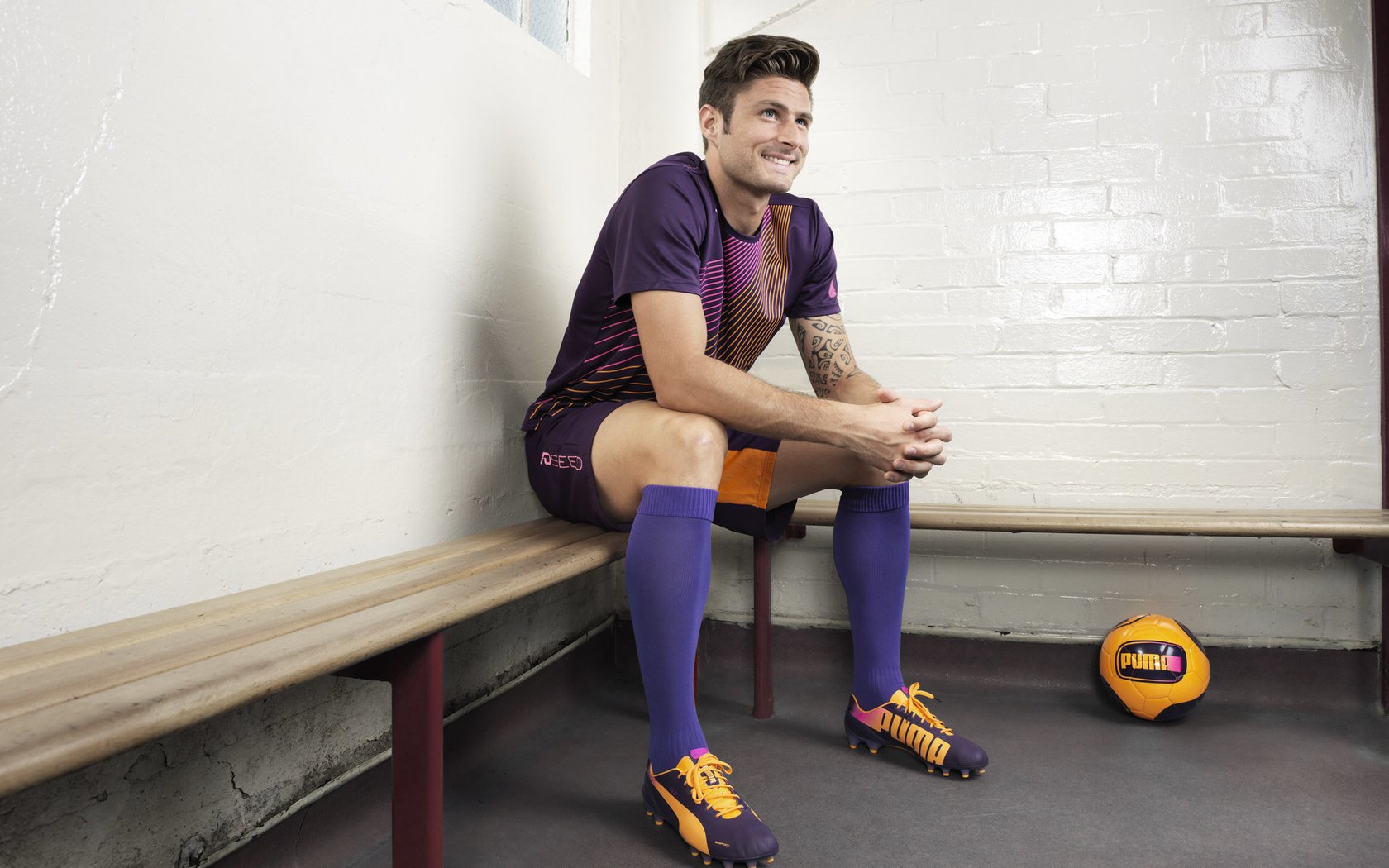 北境长城,拉亚一肩扛起—丹麦硬仗取胜智利背后的唯一领袖