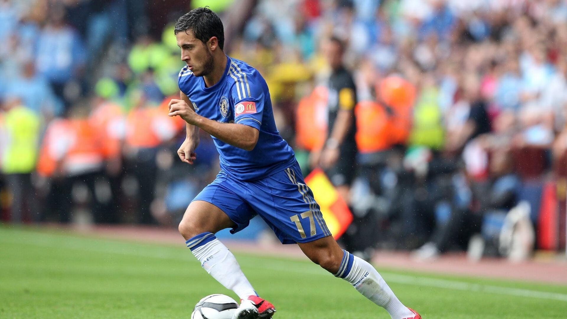 当华尔兹遇见雷鬼,伊萨克在维也纳奏响的足球狂想曲