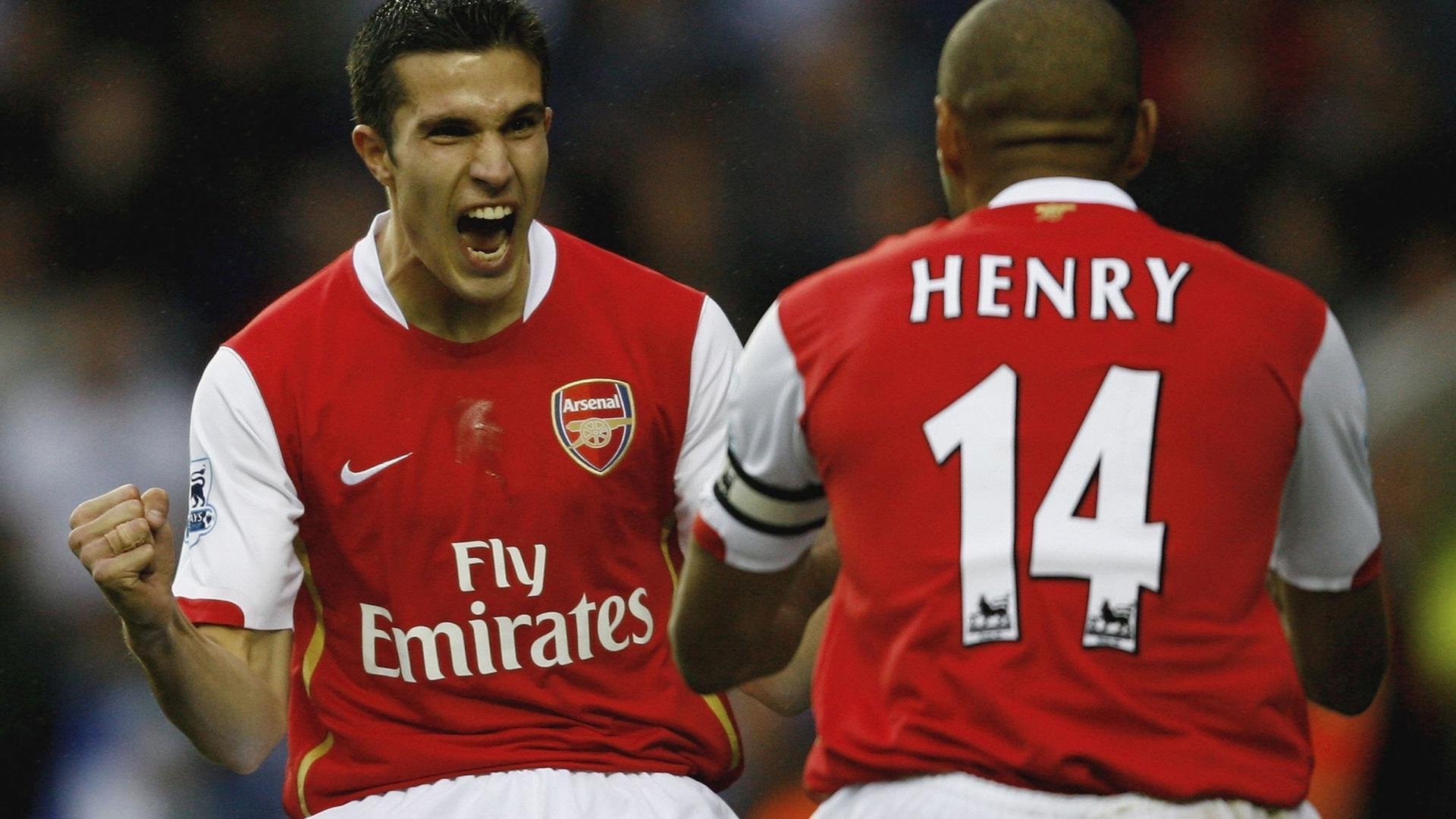 F1墨尔本轰鸣中的意式暗战，当赛车锋线邂逅蓝鹰防线